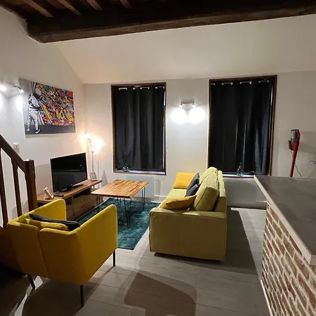 Le Duplex Des Remparts 아파트